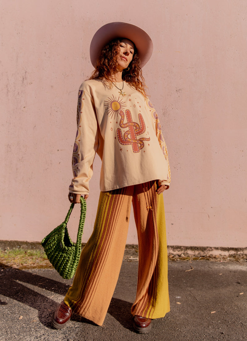 Soul Woman Tee — Oversized Graphic Cotton Tee | Nine Lives Bazaar