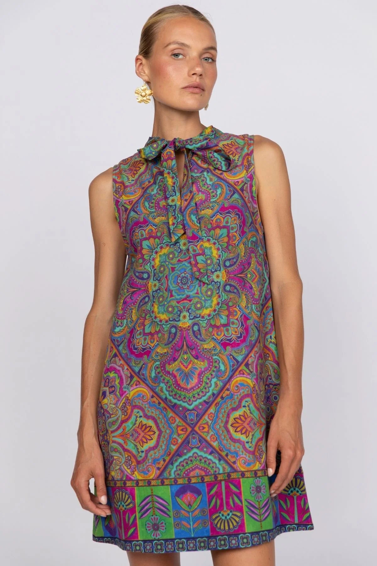 Twiggy Mini Dress – Mystique | A-Line Shift in Bold '60s Print