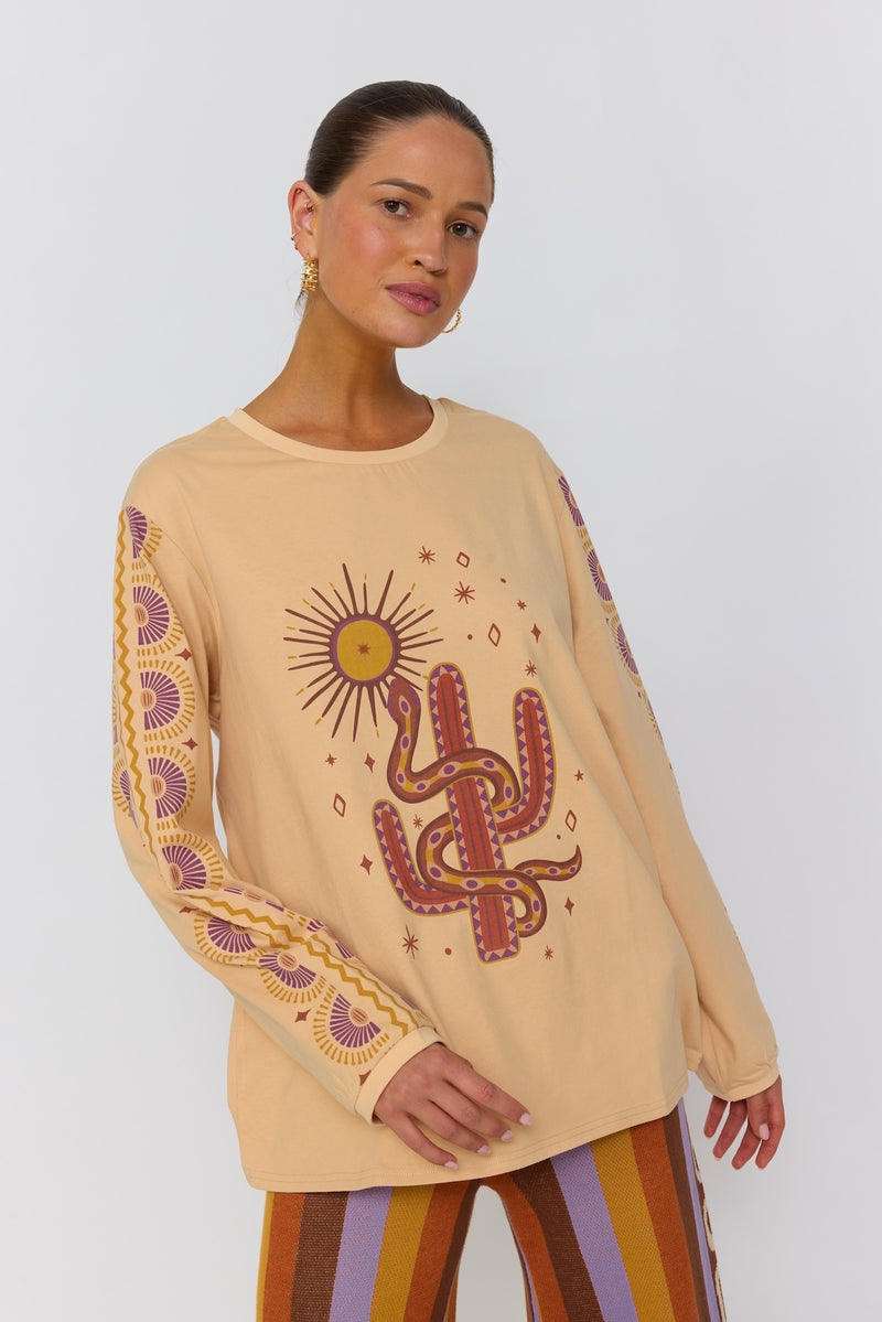 Soul Woman Tee — Oversized Graphic Cotton Tee | Nine Lives Bazaar